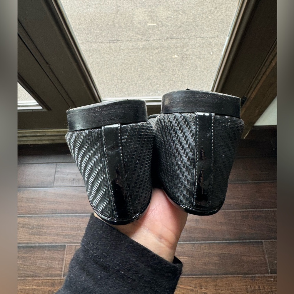 Chanel shoes - Picture 2 of 4